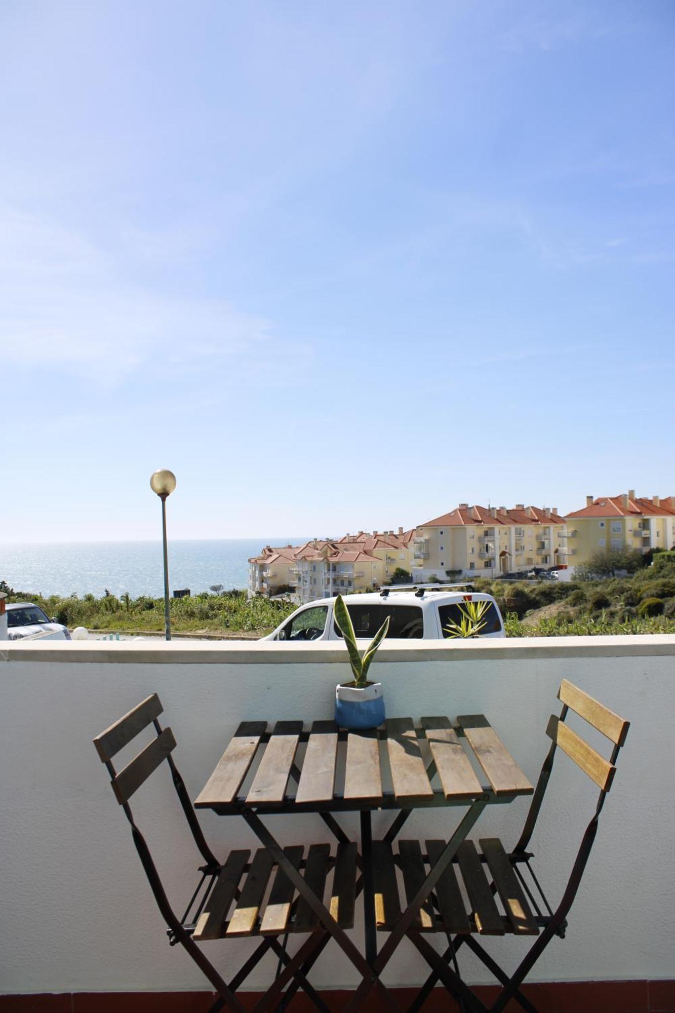 Surf Yoga Ericeira Guest House Exterior foto